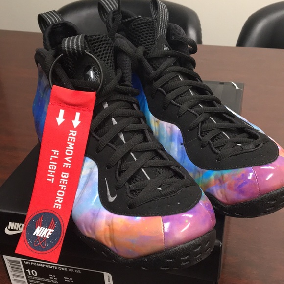 nike foamposite nebula